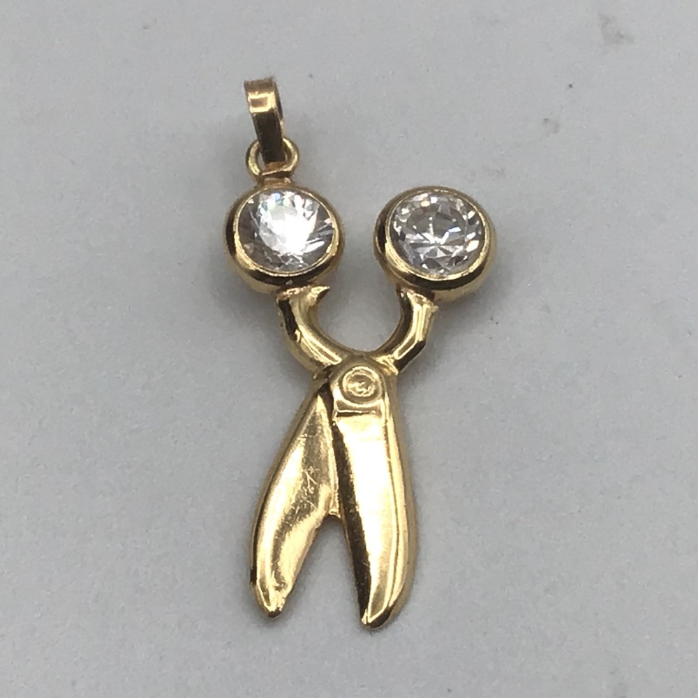 18K Yellow Gold Scissors Pendant Charm w/ Clear Stones | 1.07g
